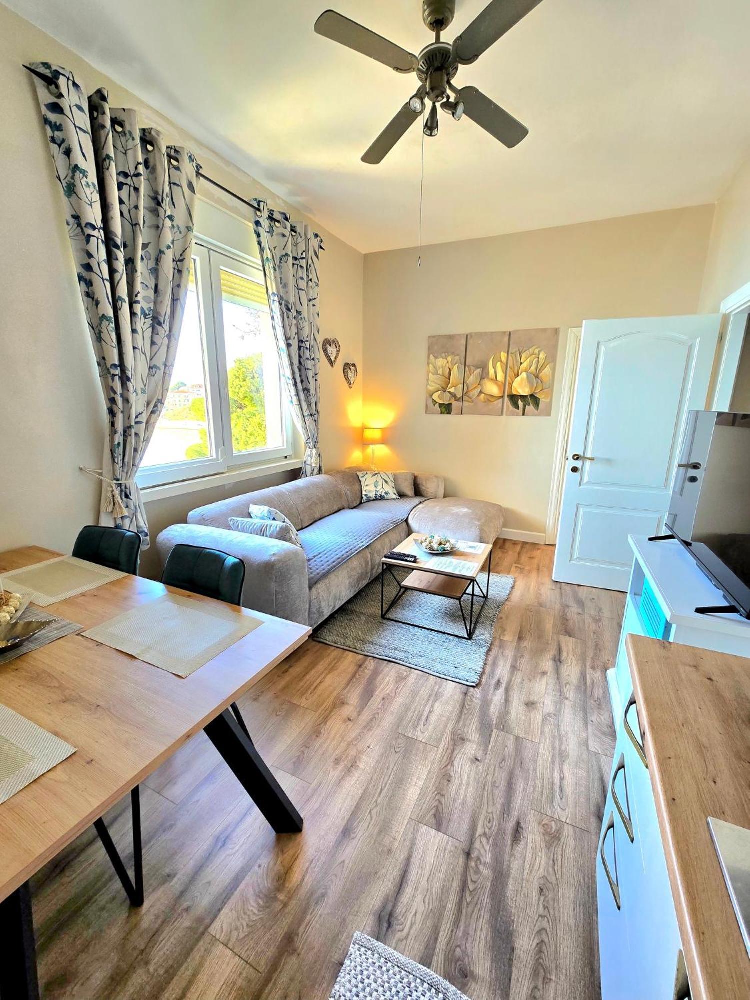 Apartments Suzy Split Exterior foto